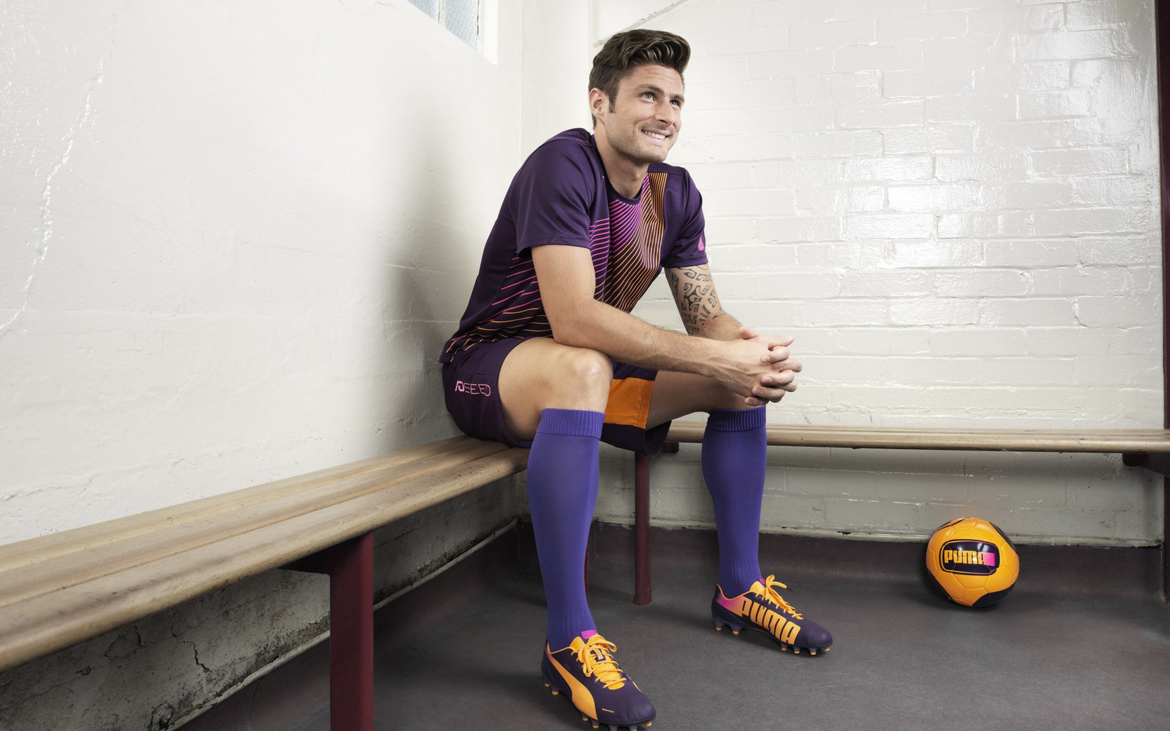 中国足球高风险战术决策成功率分析，足球热门风险